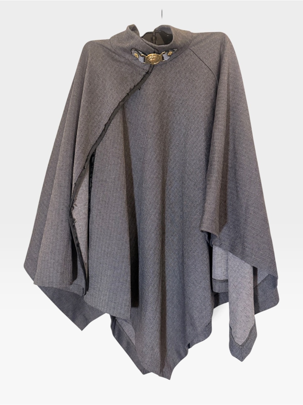 Anne Klein Gray Knit Poncho with Decorative Clasp